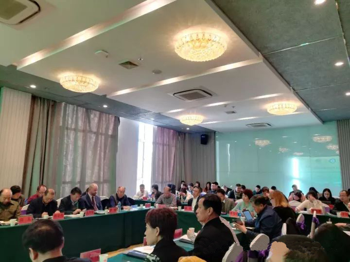 內(nèi)蒙古農(nóng)牧場(chǎng)動(dòng)物福利研究總結(jié)交流會(huì)成功召開