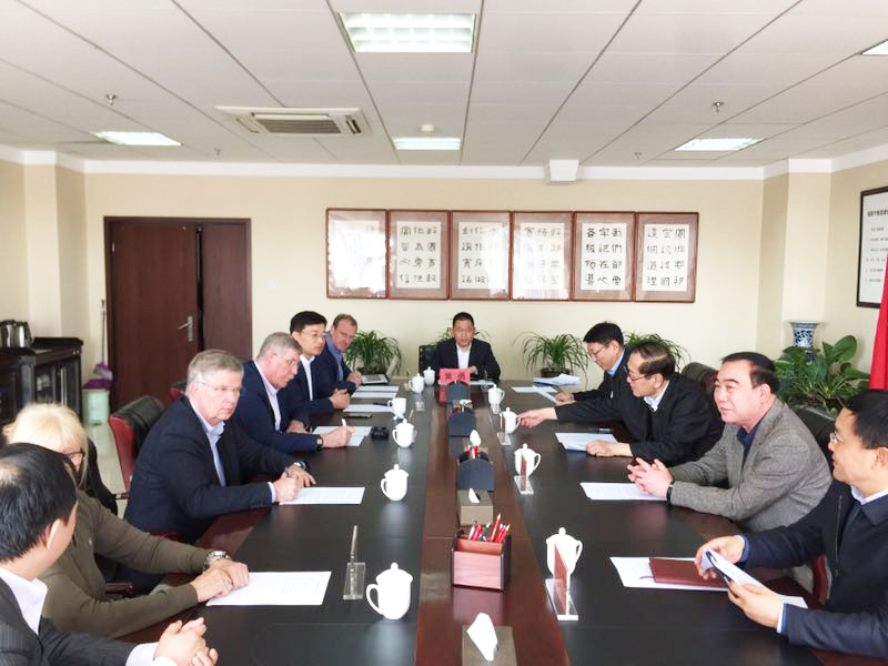 德國AG公司考察團一行來我區(qū)考察農(nóng)業(yè)投資合作事宜