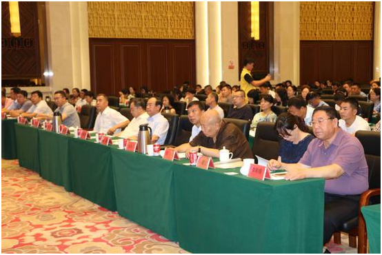 食品行業(yè)齊聚一堂，共商食安大計(jì)——第四屆自治區(qū)食品安全論壇在呼和浩特召開(kāi)